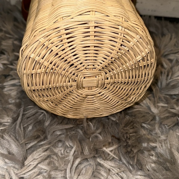 Straw Bucket Bag Top Strap handle - Picture 3 of 4